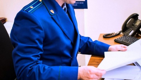 Прокуратура Домбаровского района потребовала в судебном порядке от местной администрации обеспечить регулярные пассажирские перевозки населения по муниципальным маршрутам
